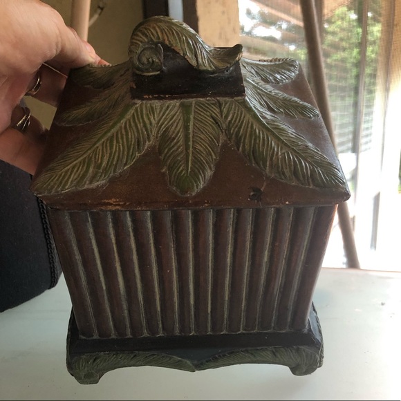 Gorgeous Heavy Keep Box for Livingroom/Bathroom - Picture 3 of 7